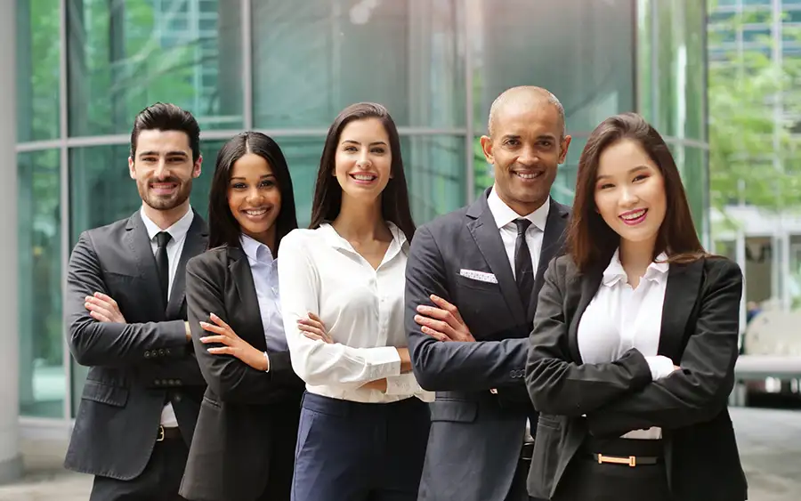 Identification et approche directe de talents par un consultant en recrutement