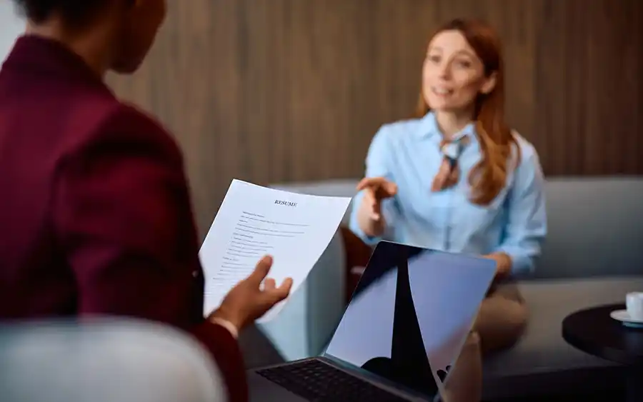 Entretien de recrutement et intuition humaine